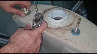 Leaking toilet fix it yourself ( Течёт унитаз  почини сам )