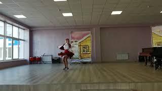 Куценко Анастасия Татарский танец "Попрыгунья"