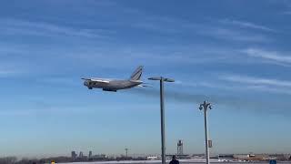 Mammoth Antonov AN-124 aircraft takes off from Minneapolis