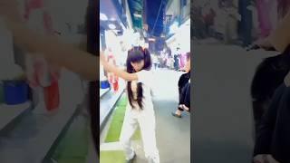 bhul jaa waade  #shorts kajal maurya #dance #performance #old #sad #song in #public #publicreaction