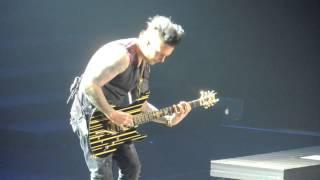 Avenged Sevenfold - Synyster Gates Guitar Solo - Live - 2013 Hail To The King Tour - Cincinnati, OH