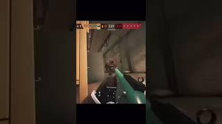 How did that headshot not kill him#siege #r6 #gaming #shorts