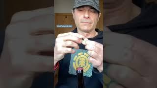 Como beber cerveza sin quitar el corcholatas, la chapa. #cervezafria #cerveceria
