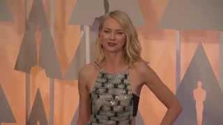 Naomi Watts on the 2015 Academy Awards Red Carpet @thenaomiwatts