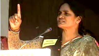 'My daughter's name is Jyoti Singh': Mother of Delhi braveheart