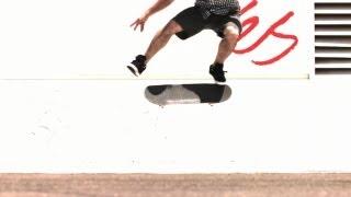 Kelly Hart 1000fps slow motion kickflip