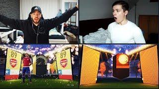 FIFA 18: WALKOUT SCREAM OMG! EXTREMES HALLOWEEN PACK OPENING BATTLE vs. WAKEZ!  - Ultimate Team