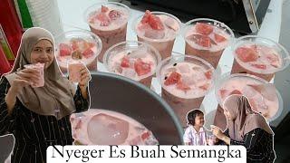 Puanase pollsiang-siang Bikin Es Buah Semangka Inul-Buat NYEGER