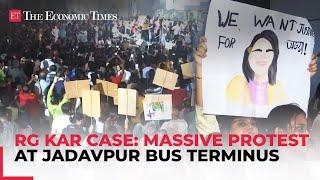 'Reclaim the Night': Crowd gathers at Jadavpur bus terminus to protest against RG Kar horror