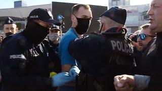 Protest przedsiębiorców w Warszawie. Ogromne emocje, przepychanki z policją