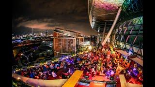 Live the moment - MOOD Rooftop Lounge