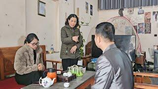 The village official told his colleague's mother that he did not love her daughter