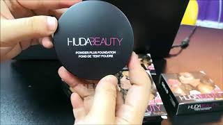 HUDA BEAUTY COMPACT POWDER