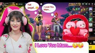 Free fire Girls Voice Prank  /  I Love You Mam  / AH GAMING PRANK