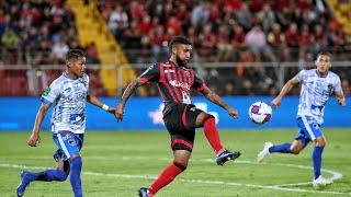 ¿Es realmente profesional el fútbol de Costa Rica?