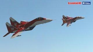 FANTASTIC Russian Mikoyan MiG-29 FORMATION PAIR/DUO with OVT VECTORED THRUST Demo