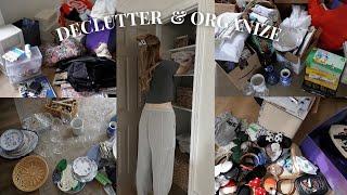 decluttering & organizing my entire house  (because i'm overwhelmed at the mess)