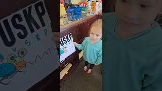 маленький менеджер магазина#менеджер #сша #америка #магазин #shorts #shortsvideo