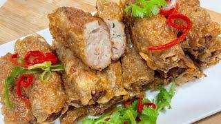 Fried crispy tasty dimsum bean curd / tofu skin fu-chuk rolls / 腐皮卷