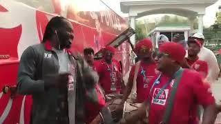 Chris Gayle grooves to Dhol and Tasha as he reaches the I.S. Bindra Stadium