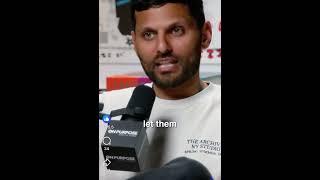 כנסו לכל דלת פתוחה, ודלגו על דלת סגורה.