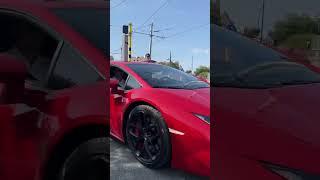 1x Lamborghini huracan evo 1x Lamborghini huracan