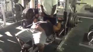 Robert Wilkerson 600x5 Raw Bench Press