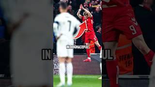 WTF did Højlund do right in front of Ronaldo's eyes.