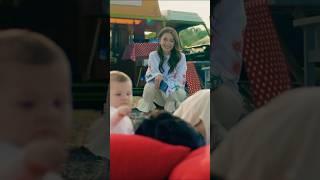 Neslihan Atagül Burak Özçivit ve Deniz ile fotoğraf çektirdi #neslihanatagul #xcelebrity12 #shorts