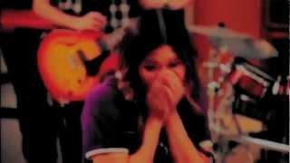 eelG - saying GOODBYE