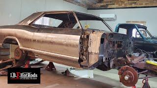 Reviving the Riviera: Creating and Installing Floor Pans - A Detailed Look