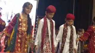 Ajrak Topi Shan Asan Jo, Sindh ji Saqafat Man Asan Jo/Ali Nawaz Khuhro performing