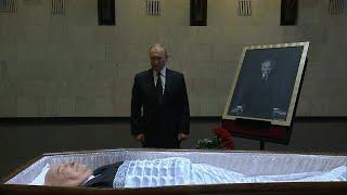 Vladimir Putin pays tribute to Mikhail Gorbachev | AFP