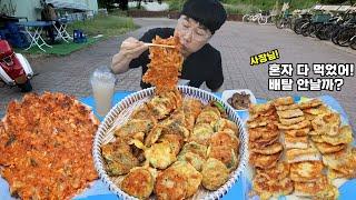 Street Vendor Selling Korean Savory Pancakes (Fritters)! 7 Types of Crispy Jeon KOREAN MUKBANG