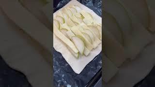 Французский пирог с грушей и сыром #кулинария #еда #рецепты