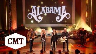 Little Big Town Performs "The Closer You Get" | CMT Giants: Alabama