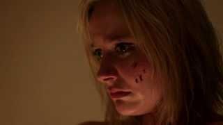 Crawl - "Behind the door" - Exclusive Clip