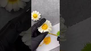 Знаете ли вы, что один из популярных декоров для тортов-это цветы? 