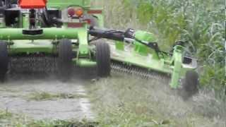 SCHULTE FLX1510 Flex Arm & XH1000 cutter mowing roadside