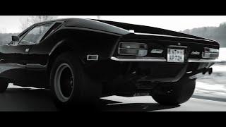 De Tomaso Pantera on the road