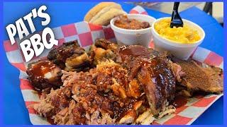 Pat's BBQ Sampler Platter in Murphysboro Illinois