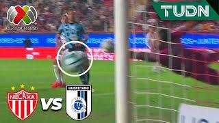 ¡Manotazo salvador! Batallini remata y Gil tapa | Necaxa 0-0 Querétaro | CL2023 - Liga Mx J9 | TUDN