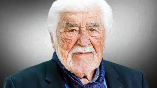 Mario Adorf ist jetzt über 90 Jahre alt, wie er lebt, ist traurig