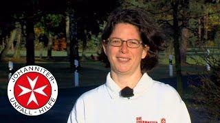 Ehrenamtliche Ärztin Dr. Julia Martensen bei der Johanniter-Unfall-Hilfe e.V