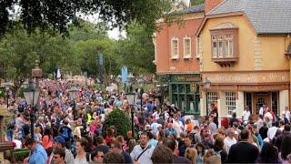 The Crowds at Epcot are INSANE!