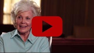 Information Desk Volunteer Ruthie | Cedars-Sinai