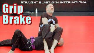 Struggling with Grip Breaks in Armbar? Here’s the Ultimate Fix