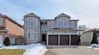 207 Pemberton Avenue, North York