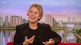 Tom Odell - Talking about his career so far , his new album &  his promising childhood video !