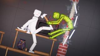 Melons Fight Against The People In People Playground